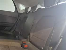 Renault Captur (2021) thumbnail 8