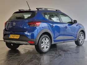 Dacia Sandero Stepway (2023) thumbnail 2