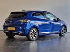 Renault Clio (2023) thumbnail 2