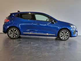 Renault Clio (2023) thumbnail 15