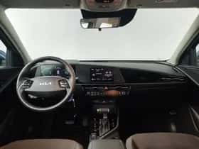 Kia Niro (2023) thumbnail 3