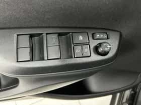 Toyota Yaris Cross (2026) thumbnail 18