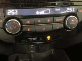 Nissan X-Trail (2017) thumbnail 11