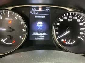Nissan X-Trail (2017) thumbnail 3
