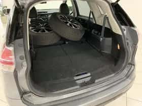 Nissan X-Trail (2017) thumbnail 8