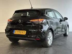 Renault Clio (2023) thumbnail 2