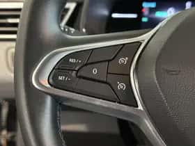 Renault Clio (2023) thumbnail 22