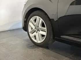 Renault Clio (2023) thumbnail 28