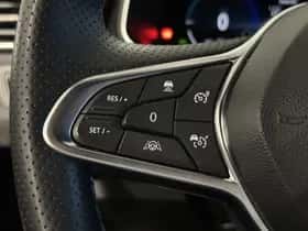 Renault Clio (2023) thumbnail 23