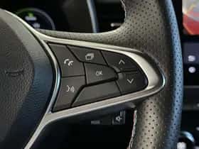 Renault Clio (2023) thumbnail 24