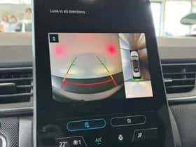 Renault Captur (2024) thumbnail 11