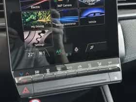 Renault Captur (2024) thumbnail 12