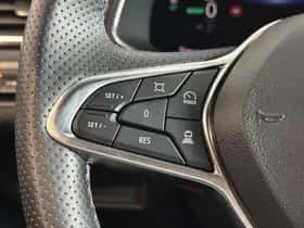Renault Captur (2024) thumbnail 23