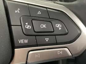 Volkswagen Tiguan (2023) thumbnail 21