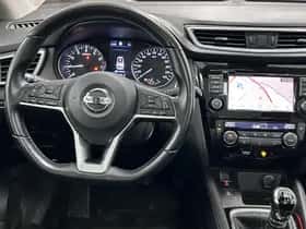 Nissan Qashqai (2021) thumbnail 3