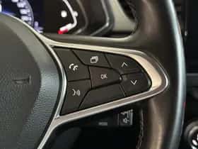 Renault Captur (2020) thumbnail 24