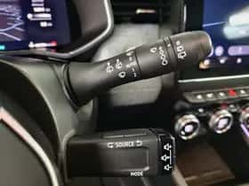 Renault Clio (2024) thumbnail 24