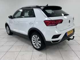 Volkswagen T-Roc (2021) thumbnail 6
