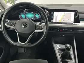 Volkswagen Golf (2022) thumbnail 3