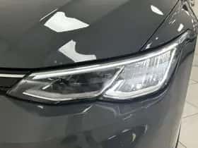 Volkswagen Golf (2022) thumbnail 23