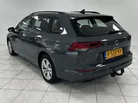 Volkswagen Golf (2022) thumbnail 6