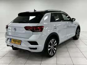 Volkswagen T-Roc (2020) thumbnail 2