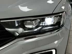 Volkswagen T-Roc (2020) thumbnail 24