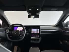 Renault Mégane E-Tech (2025) thumbnail 3