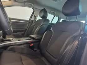 Renault Mégane (2023) thumbnail 7