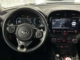 Kia Soul EV (2022) thumbnail 3