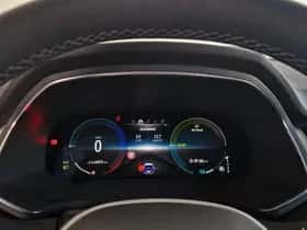 Renault Captur (2023) thumbnail 23