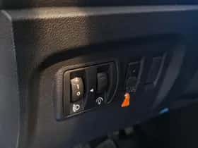 Renault Captur (2018) thumbnail 18