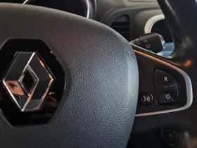 Renault Captur (2018) thumbnail 24