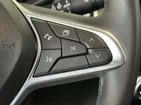 Renault Clio (2023) thumbnail 24