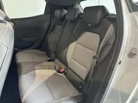 Renault Clio (2023) thumbnail 8