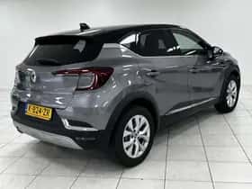 Renault Captur (2021) thumbnail 2