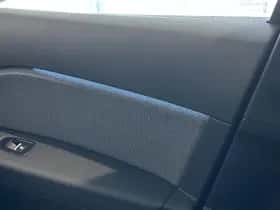 Renault Captur (2024) thumbnail 15