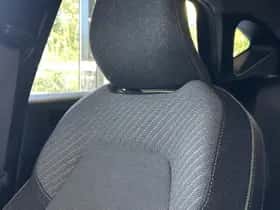Renault Captur (2024) thumbnail 16