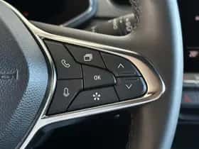 Renault Captur (2024) thumbnail 23