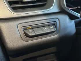 Renault Captur (2024) thumbnail 24