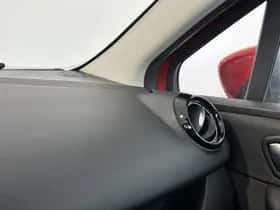 Renault Clio (2017) thumbnail 17