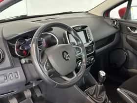 Renault Clio (2017) thumbnail 3