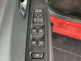 Renault Clio (2017) thumbnail 22