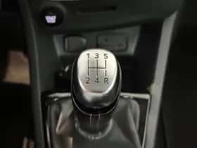 Renault Clio (2017) thumbnail 25