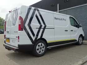 Renault Trafic (2025) thumbnail 2
