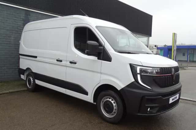 Renault Master (2024) thumbnail 5