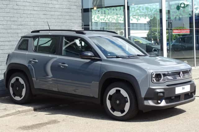 Renault 4 (2026) thumbnail 5