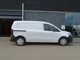 Nissan Townstar (2026) thumbnail 15