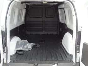 Nissan Townstar (2026) thumbnail 7