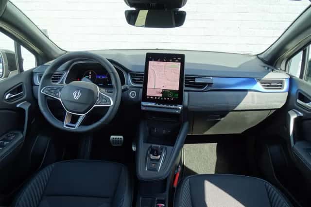 Renault Captur (2026) thumbnail 3